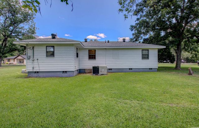 721 Fairview St, Conway, AR 72034