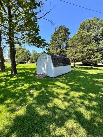 721 Fairview St, Conway, AR 72034