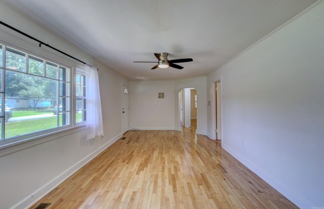 721 Fairview St, Conway, AR 72034