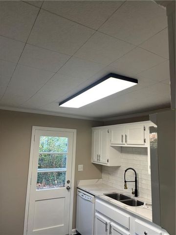 2451 Pine NW Drive, Kennesaw, GA 30152