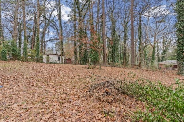 2451 Pine NW Drive, Kennesaw, GA 30152