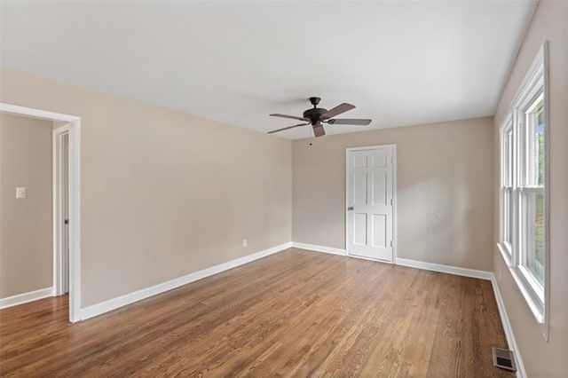 2451 Pine NW Drive, Kennesaw, GA 30152