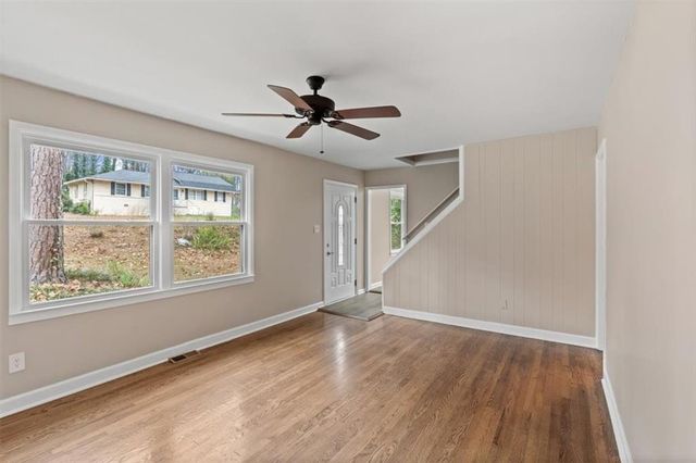 2451 Pine NW Drive, Kennesaw, GA 30152