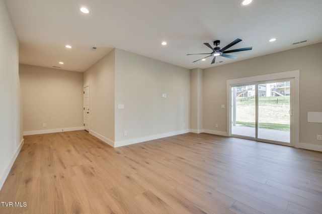 266 Winston Place, Johnson City, TN 37615