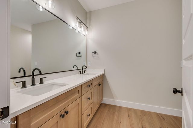 266 Winston Place, Johnson City, TN 37615