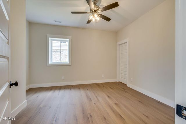 266 Winston Place, Johnson City, TN 37615