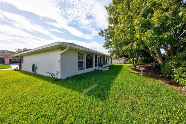11117 TWOSOME DRIVE, San Antonio, FL 33576