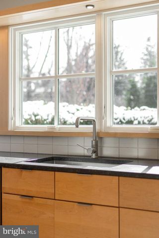 818 W BEAVER AVE, State College, PA 16801