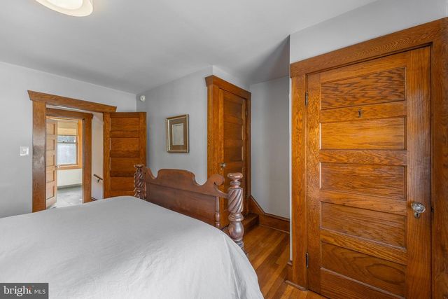 818 W BEAVER AVE, State College, PA 16801