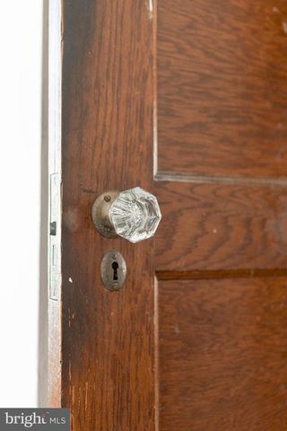 818 W BEAVER AVE, State College, PA 16801