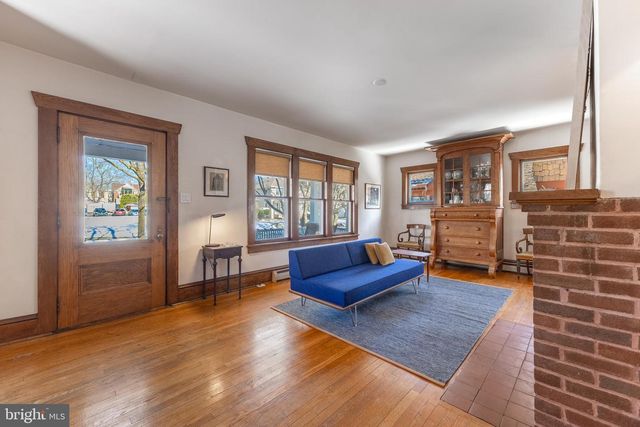 818 W BEAVER AVE, State College, PA 16801