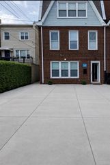 227 Calhoun Avenue, Bronx, NY 10465