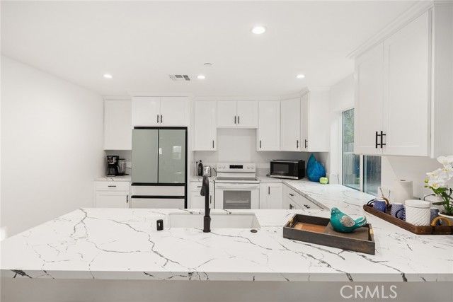 78 E Highland Avenue, Sierra Madre, CA 91024