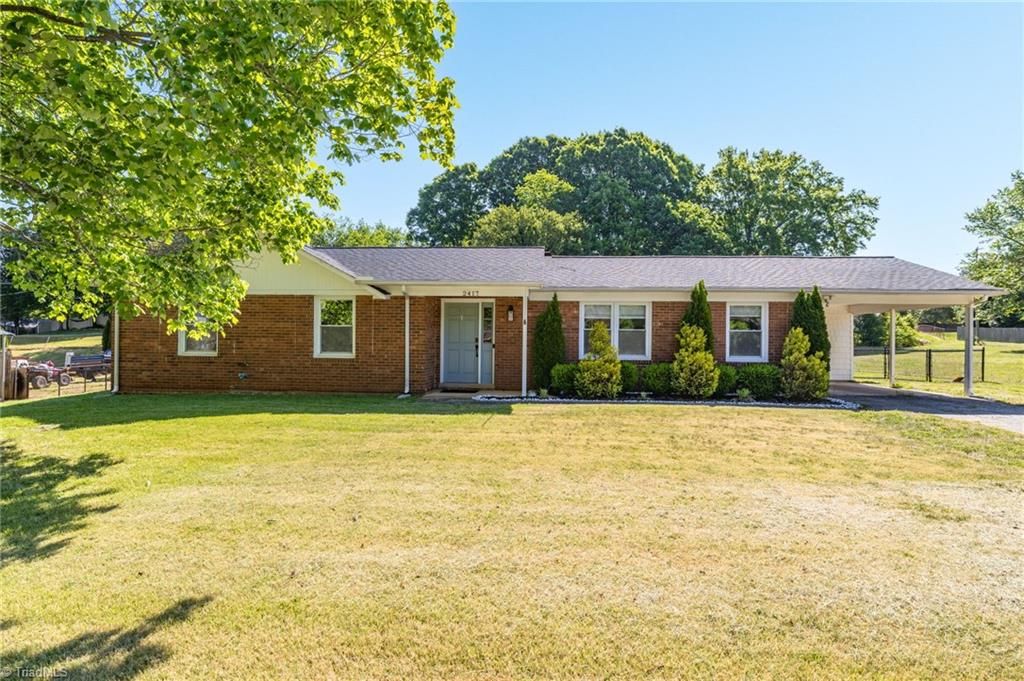 2417 White Horn Road, Kernersville, NC 27284