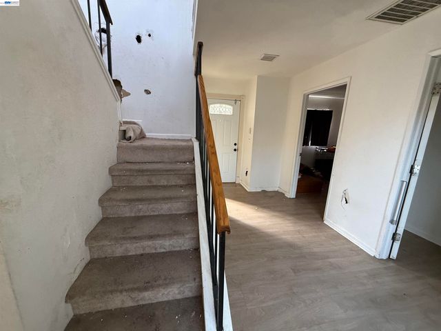 2203 Glenmount Dr, Pittsburg, CA 94565