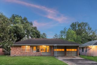 5317 Viking Drive, Houston, TX 77092