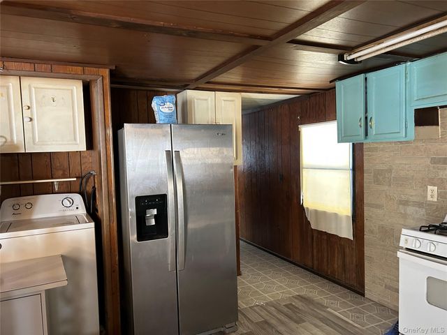 34 Dogwood Loop, Bloomingburg, NY 12721