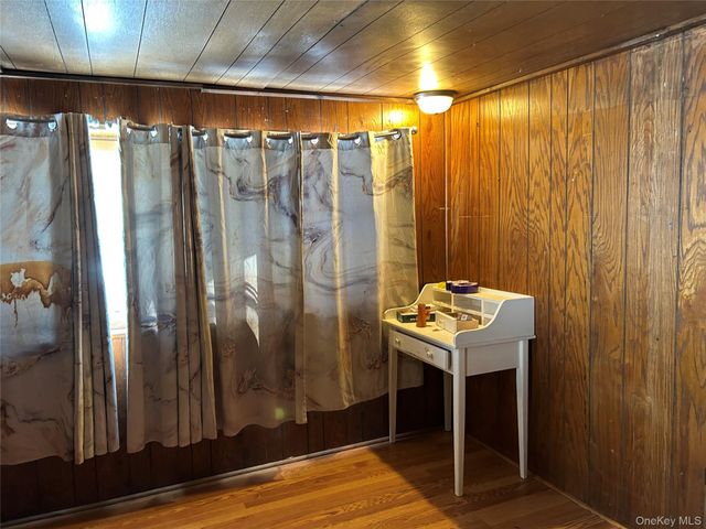 34 Dogwood Loop, Bloomingburg, NY 12721