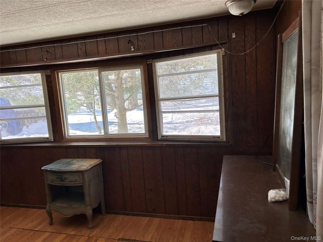 34 Dogwood Loop, Bloomingburg, NY 12721