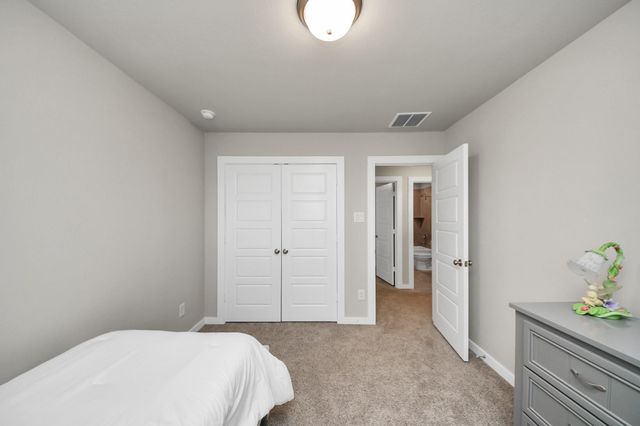 8523 Treetop Heights Drive, Baytown, TX 77523