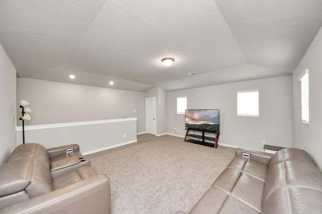 8523 Treetop Heights Drive, Baytown, TX 77523