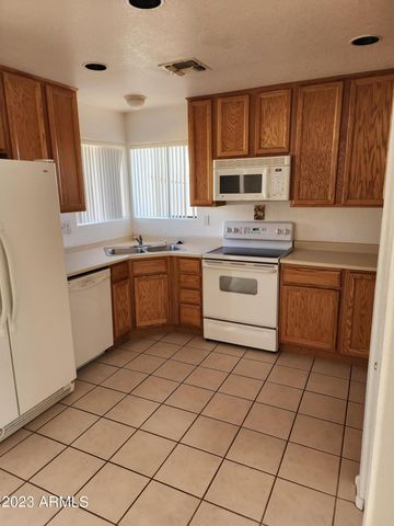 14222 N Brunswick Drive Apt 1, Fountain Hills, AZ 85268