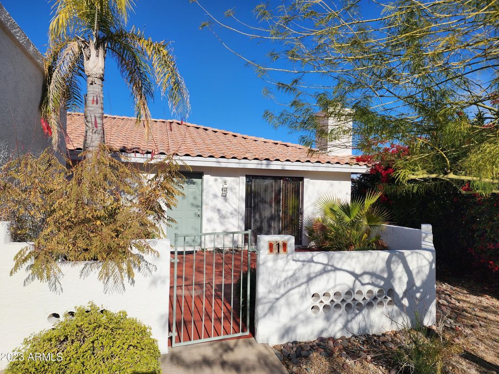 14222 N Brunswick Drive Apt 1, Fountain Hills, AZ 85268