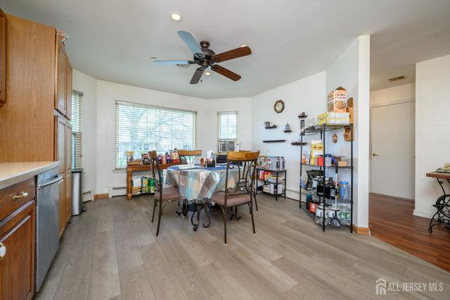 102 Canterbury Lane, Toms River, NJ 08757