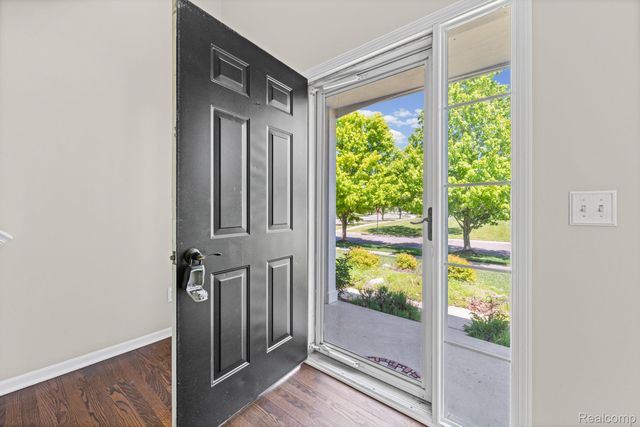 840 Cross Circle, Oxford Charter Township, MI 48371