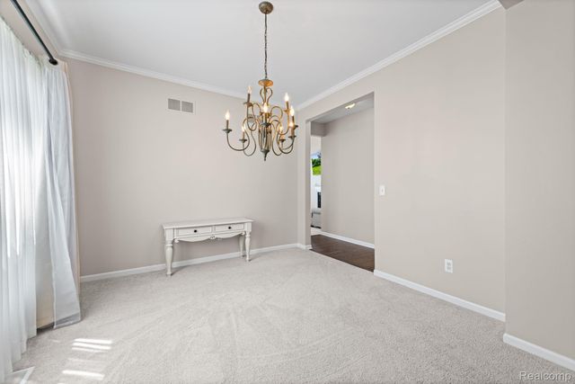840 Cross Circle, Oxford Charter Township, MI 48371