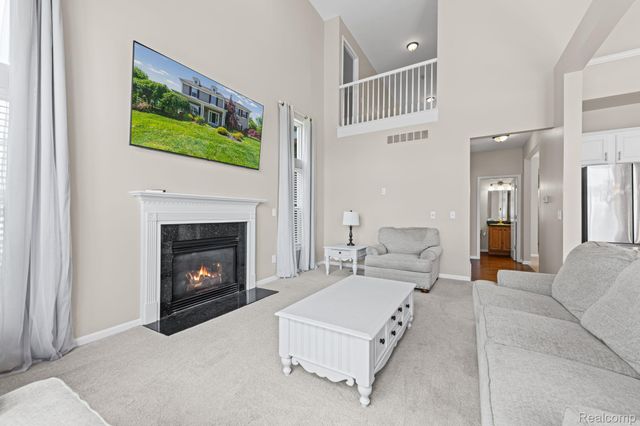 840 Cross Circle, Oxford Charter Township, MI 48371