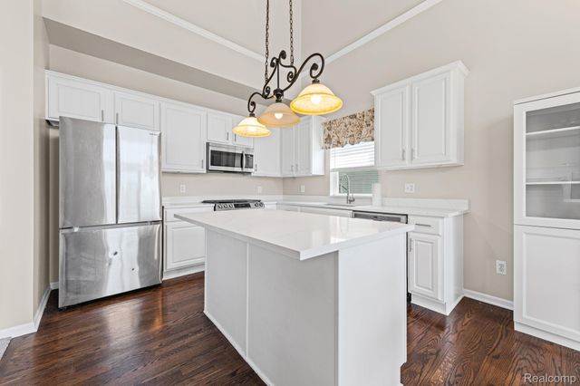840 Cross Circle, Oxford Charter Township, MI 48371