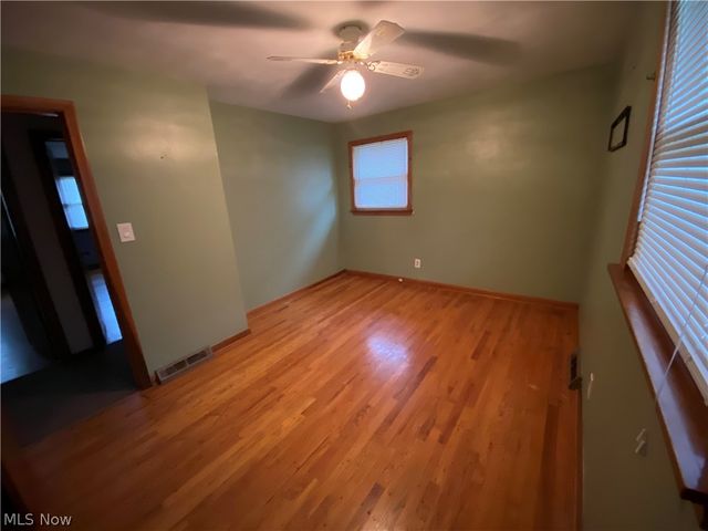 4700 Woodridge Drive, Austintown, OH 44515