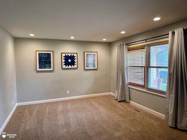 5196 N Georgetown Road, Grand Blanc Twp, MI 48439