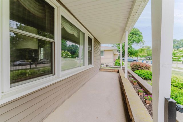 1947 MCCURDY STREET, Oshkosh, WI 54902