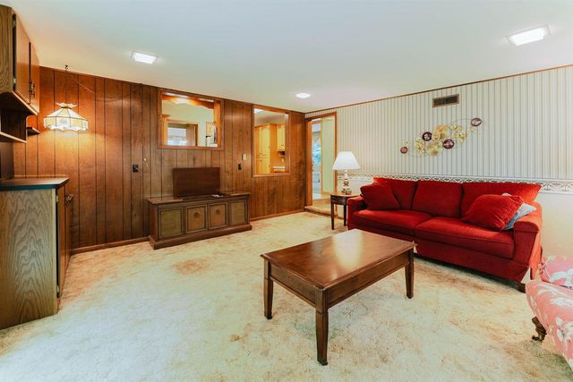 1947 MCCURDY STREET, Oshkosh, WI 54902