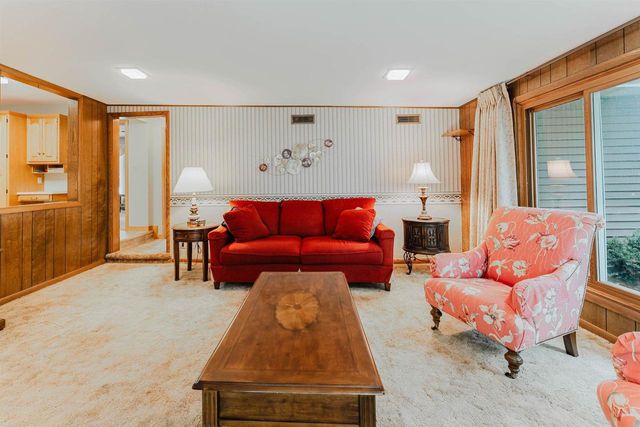 1947 MCCURDY STREET, Oshkosh, WI 54902
