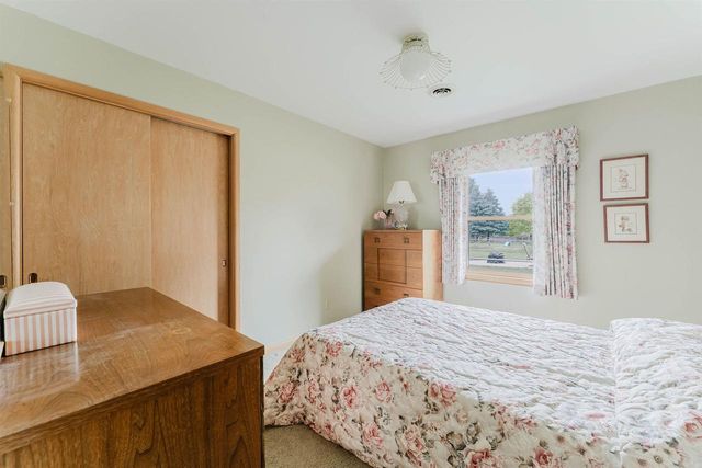 1947 MCCURDY STREET, Oshkosh, WI 54902