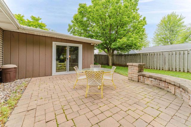 1947 MCCURDY STREET, Oshkosh, WI 54902