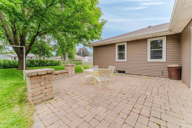 1947 MCCURDY STREET, Oshkosh, WI 54902