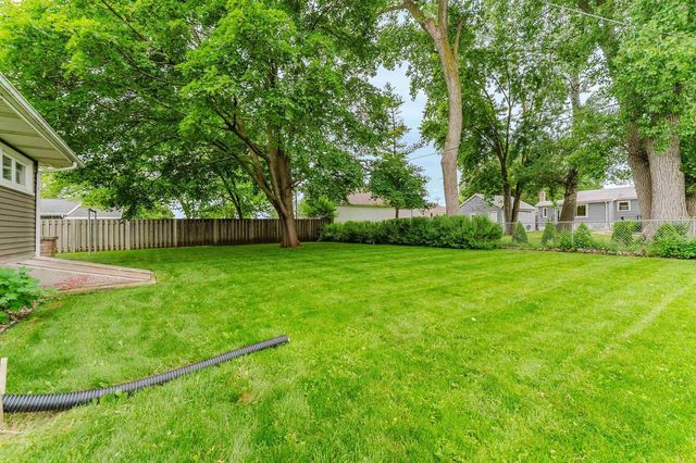 1947 MCCURDY STREET, Oshkosh, WI 54902