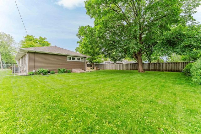 1947 MCCURDY STREET, Oshkosh, WI 54902