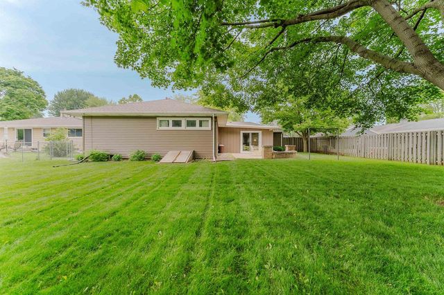 1947 MCCURDY STREET, Oshkosh, WI 54902