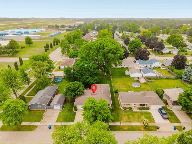 1947 MCCURDY STREET, Oshkosh, WI 54902