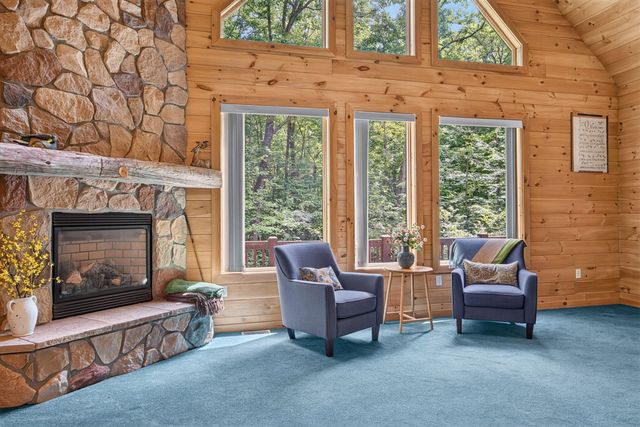 10231 Mountain View Trail, Canadian Lakes, MI 49346