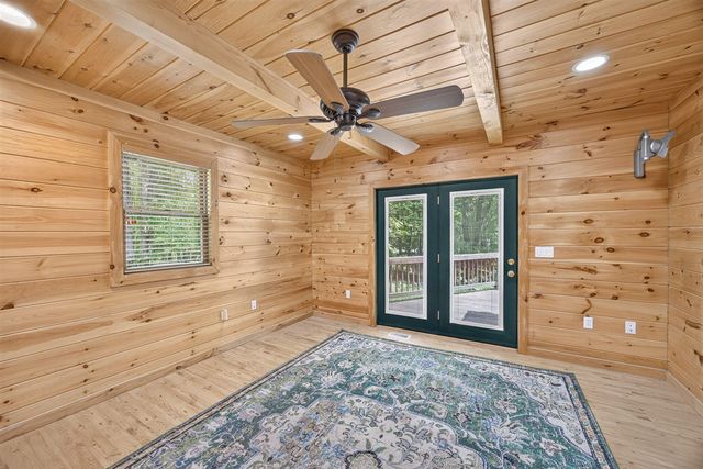 10231 Mountain View Trail, Canadian Lakes, MI 49346