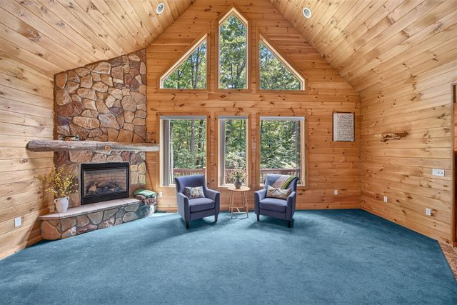 10231 Mountain View Trail, Canadian Lakes, MI 49346