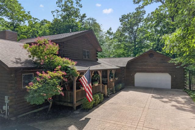 10231 Mountain View Trail, Canadian Lakes, MI 49346