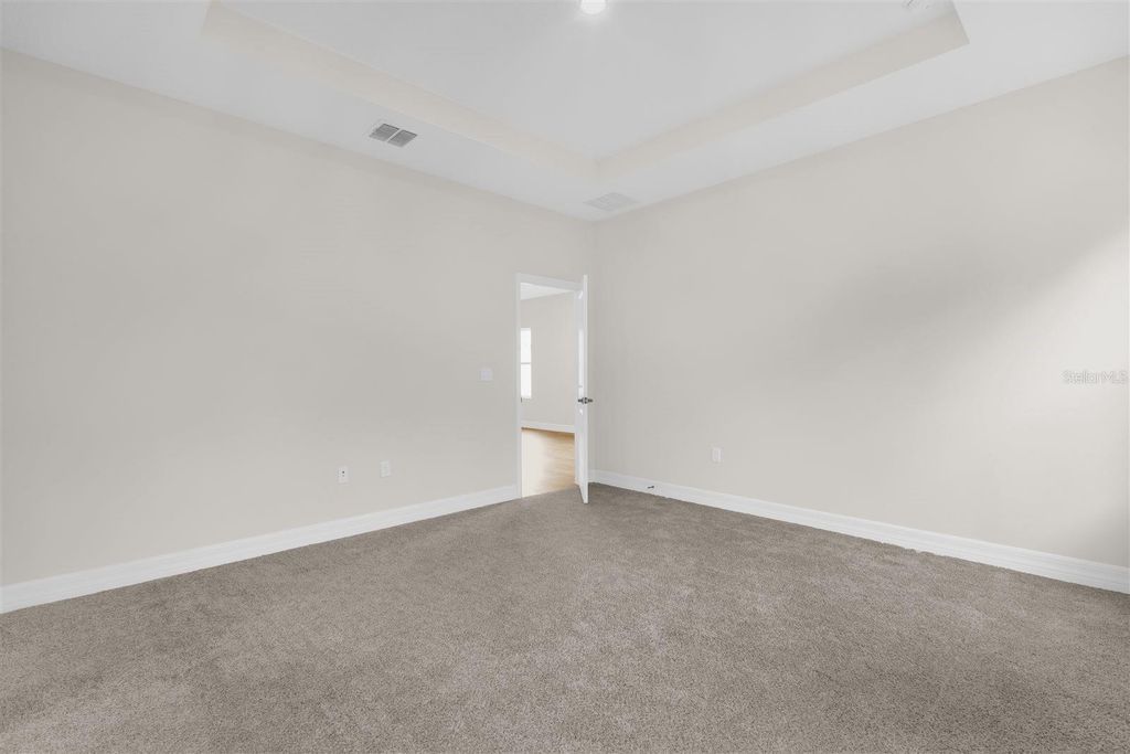 Image 21 of property listing at 13990 SW 34TH TERRACE ROAD, Ocala, FL 34473