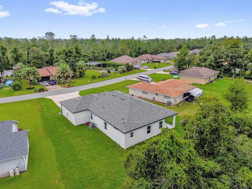 Image 32 of property listing at 13990 SW 34TH TERRACE ROAD, Ocala, FL 34473